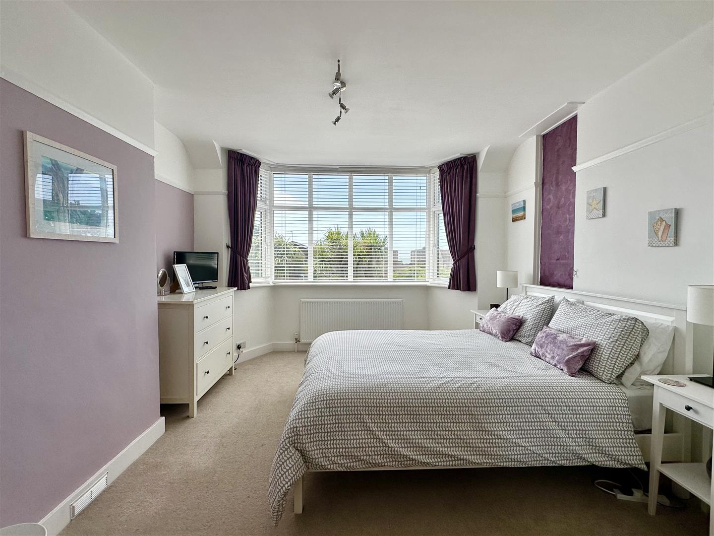 4 bed property in Terminus Avenue, Bexhill-On-Sea
